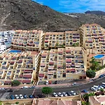 Апартаменты Floor With Ocean View Адехе